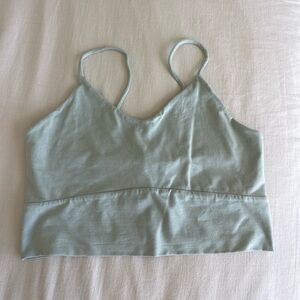 Indah crop top size 2